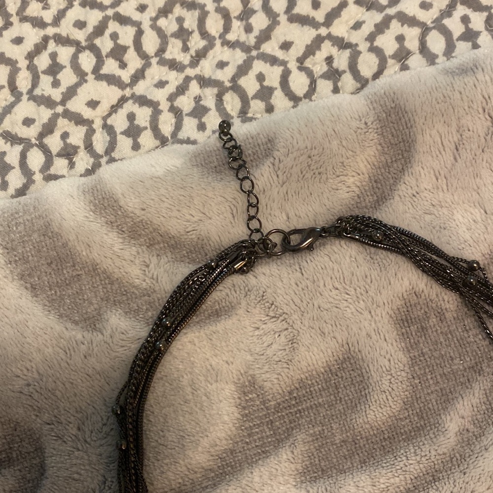 Layered necklace - Picture 2 of 3